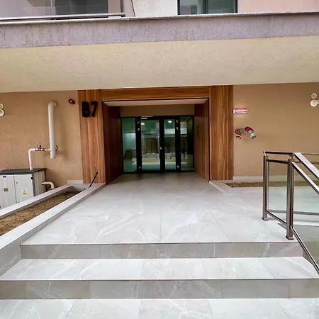 Apartamento Hils Bucarest